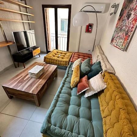 Appartement A 25 Min De La Plage 투르베 외부 사진